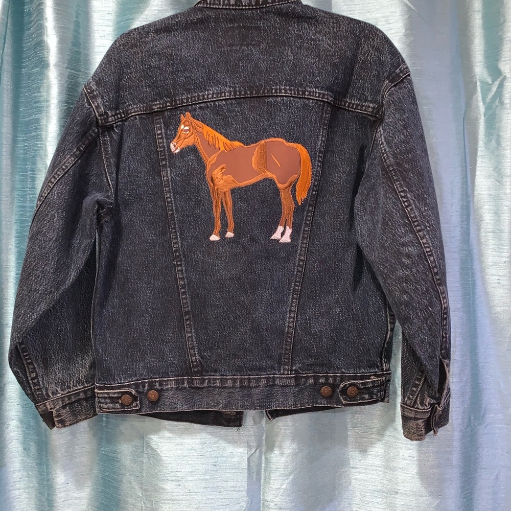 Levi’s 1970s acid washed denim jean jacket appliqué